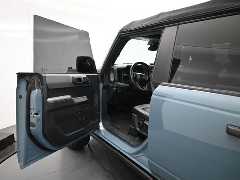 Certified 2022 Ford Bronco Black Diamond AWD/4WD image 9