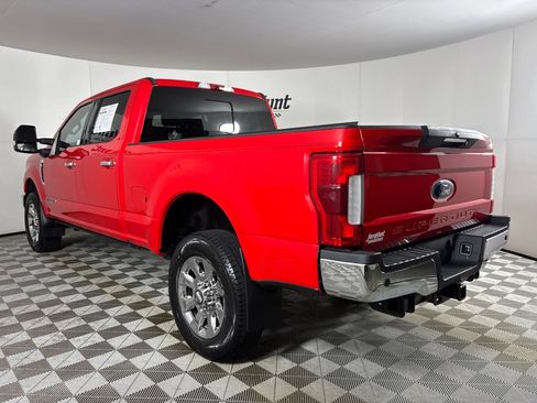 Used 2019 Ford F250 Lariat w/ Lariat Ultimate Package AWD/4WD image 6