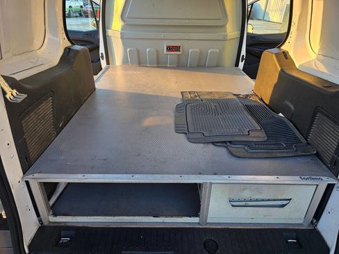 Used 2014 Ford Transit Connect XL image 28