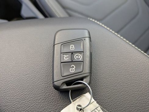 New 2026 Volkswagen Jetta SEL FWD image 29