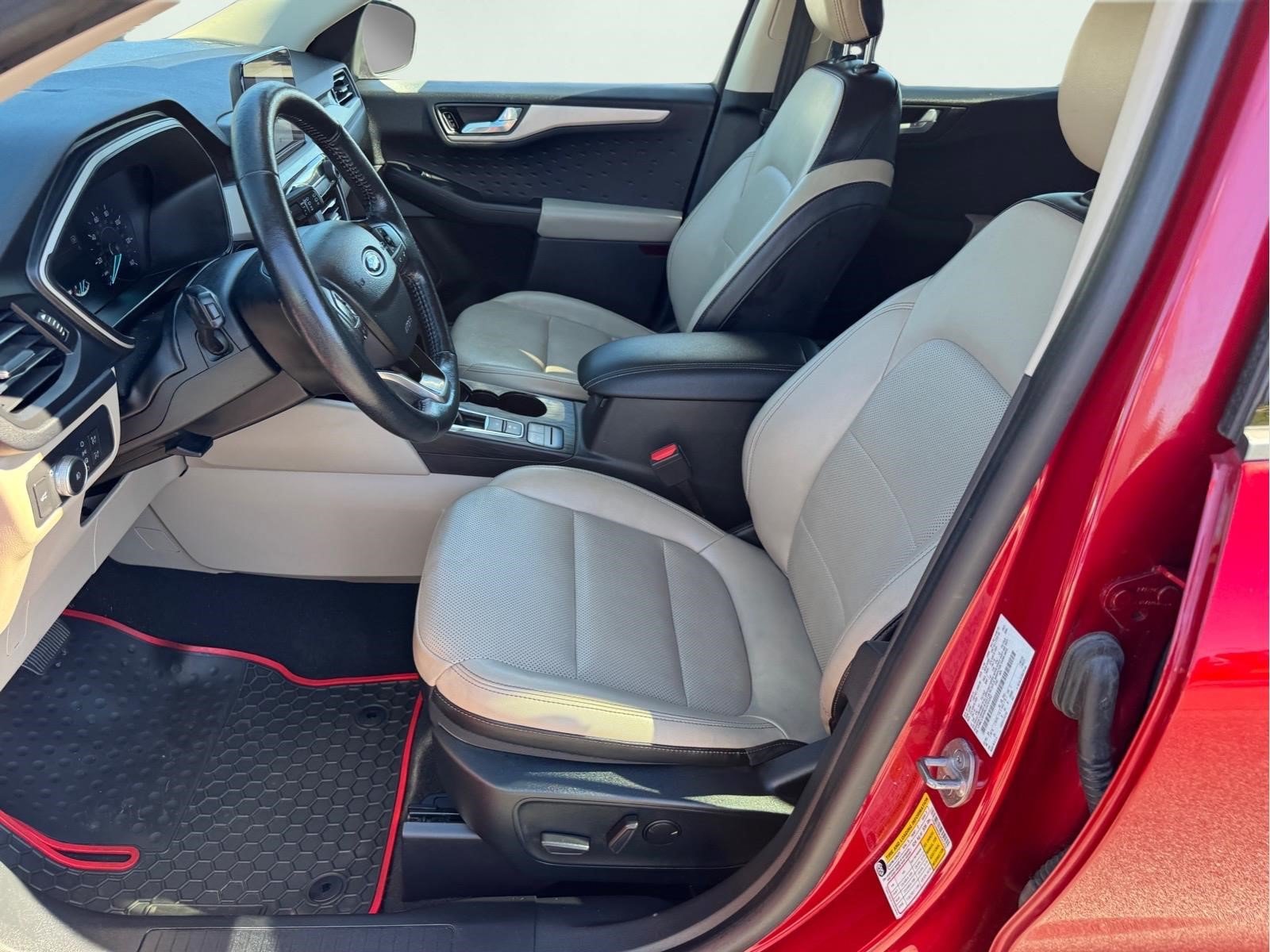 Used 2020 Ford Escape SEL AWD/4WD image 5