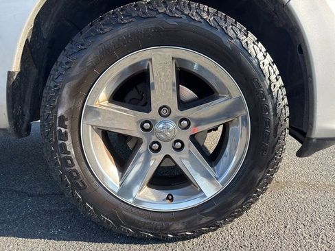 Used 2017 RAM 1500 Express w/ Express Value Package image 3