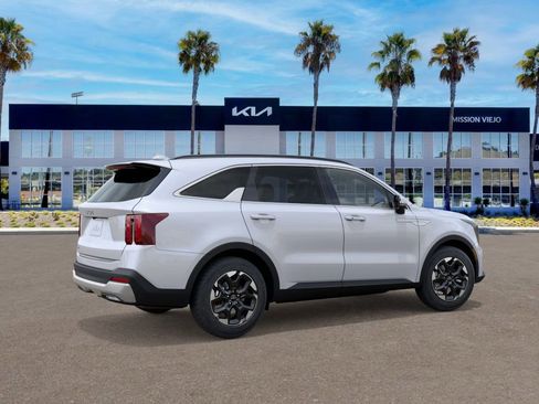 New 2026 Kia Sorento S image 6
