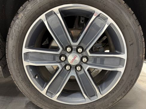 Used 2020 GMC Acadia SLT w/ LPO, Cargo Package AWD/4WD image 53