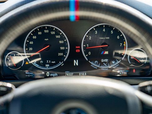 Used 2014 BMW M5 RWD image 6
