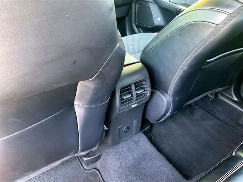 Used 2025 Ford Escape ST-Line AWD/4WD image 28