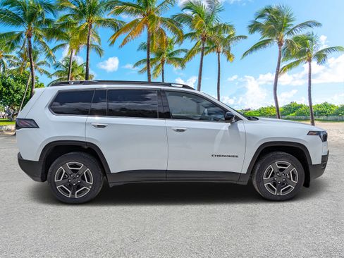 New 2026 Jeep Cherokee Laredo AWD/4WD image 2