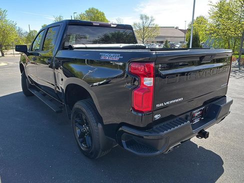 Used 2021 Chevrolet Silverado 1500 Custom Trail Boss AWD/4WD image 12