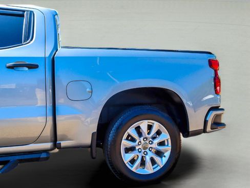 Used 2025 Chevrolet Silverado 1500 Custom RWD image 6