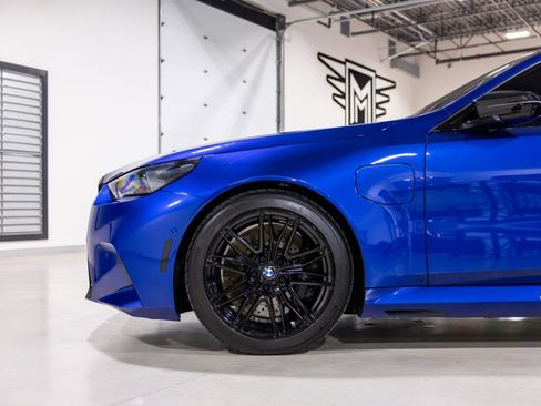 Used 2025 BMW M5 w/ Executive Package image 18
