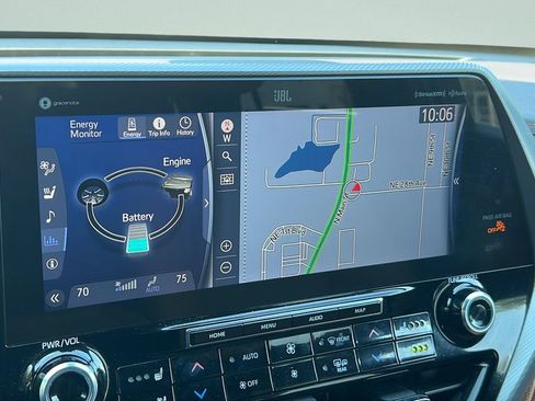 Used 2021 Toyota Highlander Platinum FWD image 19
