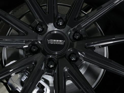 Used 2026 GMC Yukon Denali w/ Sun & Power Step Package image 50