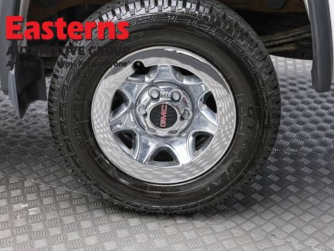 Used 2017 GMC Sierra 1500 2WD Double Cab w/ Sierra Convenience Package image 8