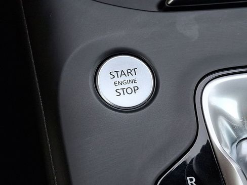 Used 2020 INFINITI QX50 Luxe w/ Navigation Package image 26