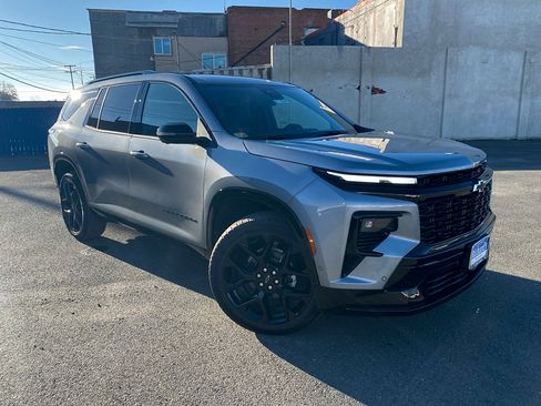 New 2026 Chevrolet Traverse RS w/ LPO, Floor Liner Package FWD image 1