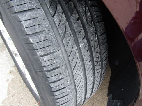 Used 2024 Ford Edge Titanium image 29