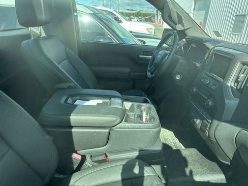 Used 2021 Chevrolet Silverado 1500 W/T w/ Trailering Package image 6
