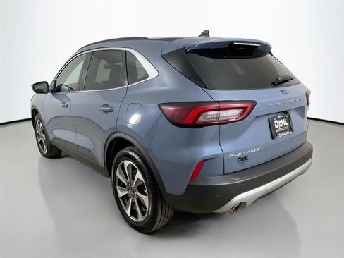 Used 2024 Ford Escape Platinum image 10