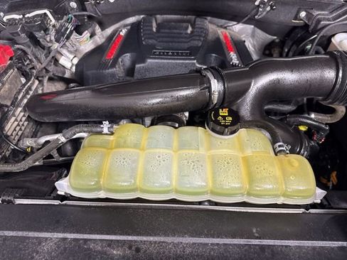 Used 2019 Ford F150 Raptor w/ Equipment Group 802A Luxury AWD/4WD image 9