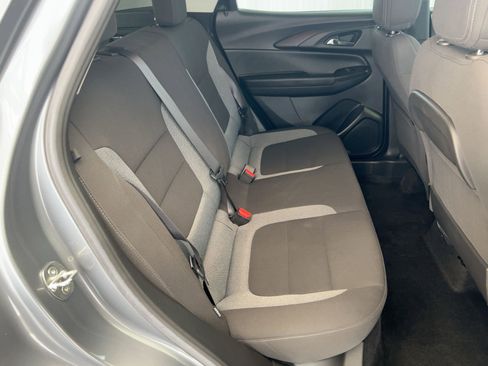 Used 2021 Chevrolet TrailBlazer LS image 26