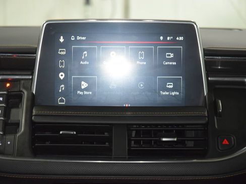 Used 2023 GMC Yukon XL AT4 w/ AT4 Premium Package AWD/4WD image 34