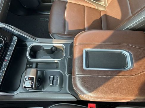 Used 2022 GMC Sierra 1500 Denali w/ Technology Package image 41
