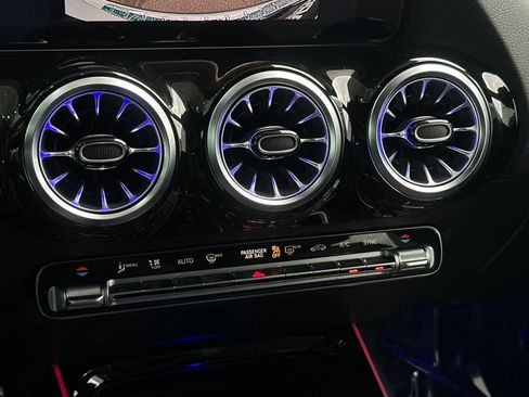 Certified 2022 Mercedes-Benz GLA 250 image 20