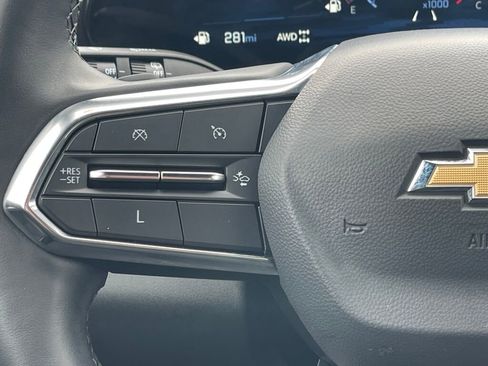 Used 2025 Chevrolet Equinox LT w/ Convenience Package II image 19