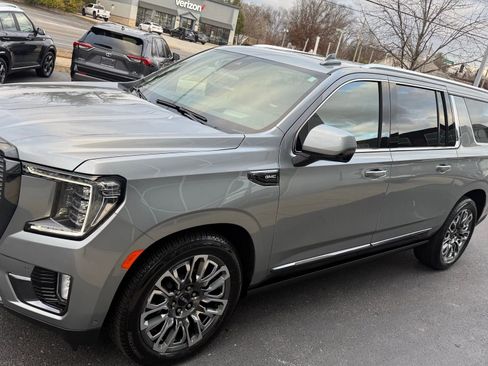 Used 2024 GMC Yukon XL Denali Ultimate image 52
