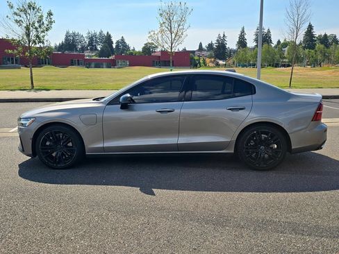Used 2021 Volvo S60 T8 R-Design w/ Climate Package AWD/4WD image 2
