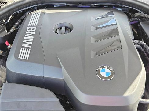 Used 2025 BMW 330i Sedan w/ Convenience Package image 16