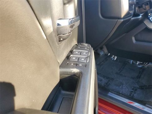 Certified 2018 Chevrolet Silverado 1500 LT w/ Texas Edition image 21