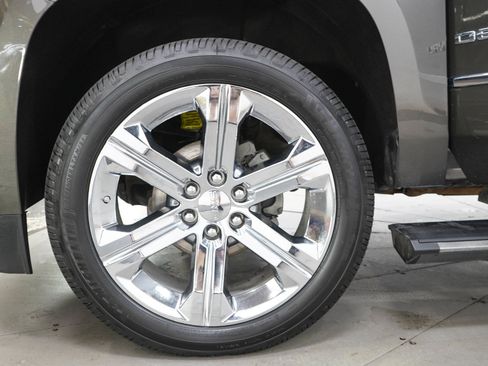 Used 2019 GMC Yukon XL Denali w/ Denali Ultimate Package AWD/4WD image 35