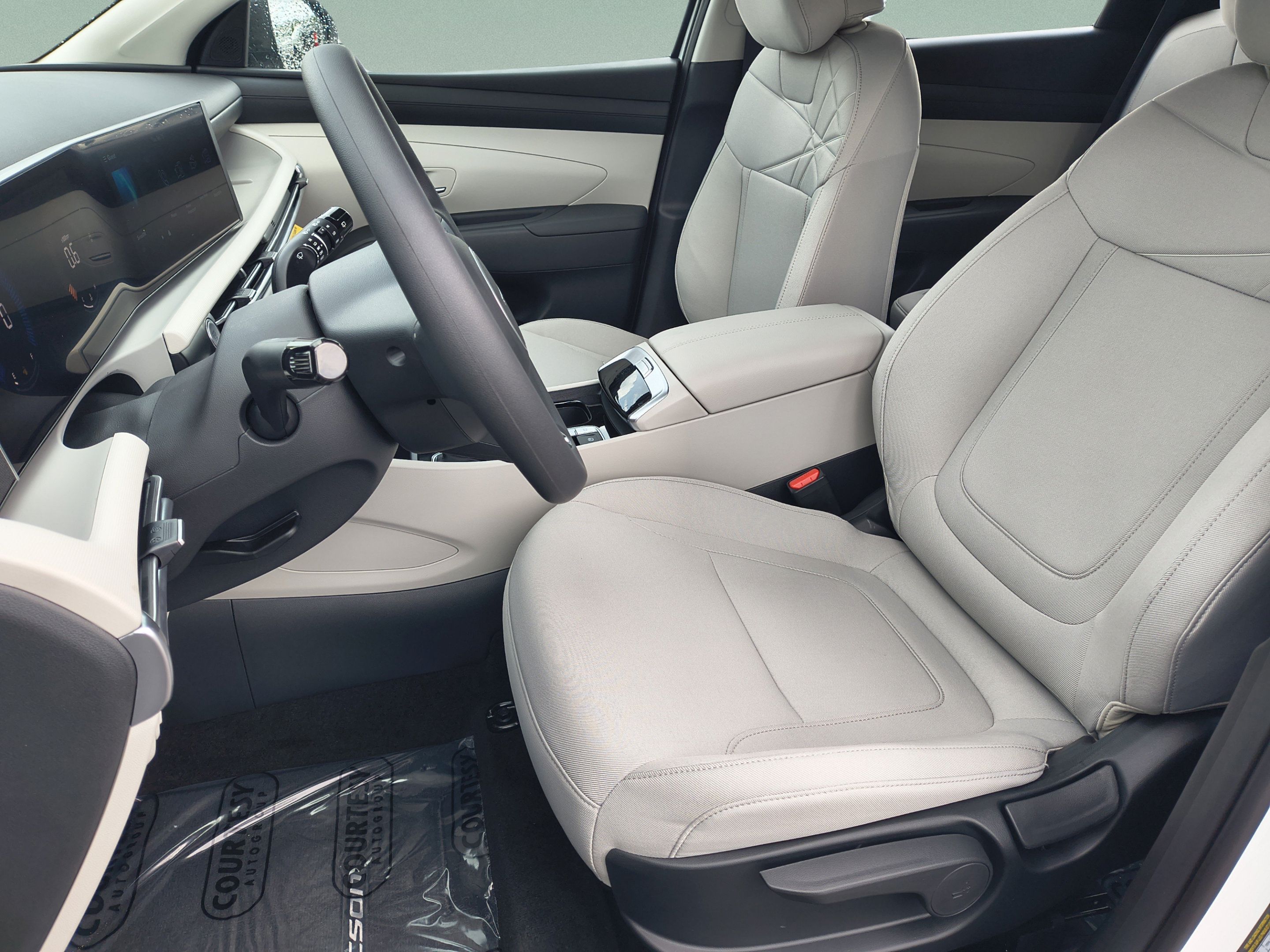 New 2026 Hyundai Tucson SE FWD image 18