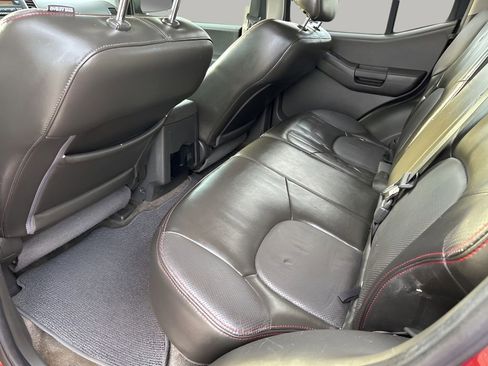 Used 2012 Nissan Xterra PRO-4X w/ Pro-4x Leather Pkg image 19