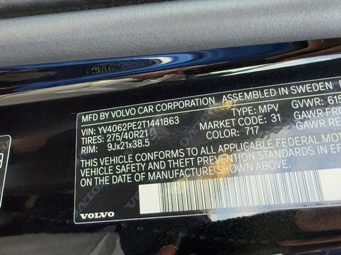 New 2026 Volvo XC90 B6 Plus w/ Protection Package Premier image 18