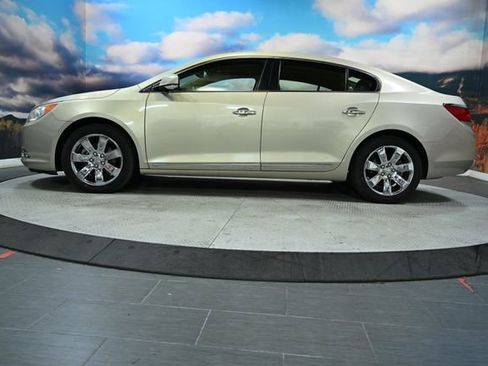 Used 2010 Buick LaCrosse CXL w/ Luxury Package image 4