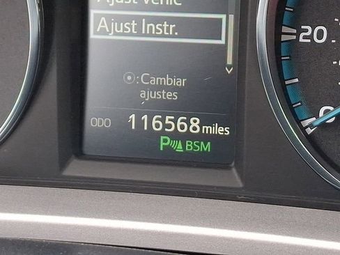 Used 2017 Toyota RAV4 Limited image 22