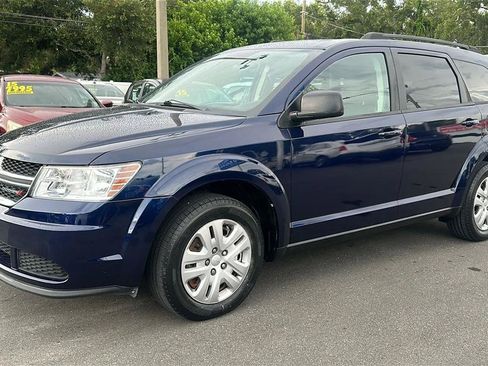 Used 2017 Dodge Journey SE FWD image 17