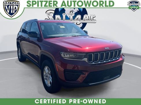 Used 2023 Jeep Grand Cherokee Laredo AWD/4WD image 1
