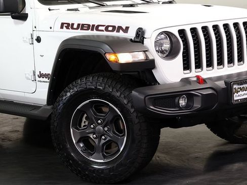 Used 2023 Jeep Gladiator Rubicon w/ Cold Weather Group AWD/4WD image 8