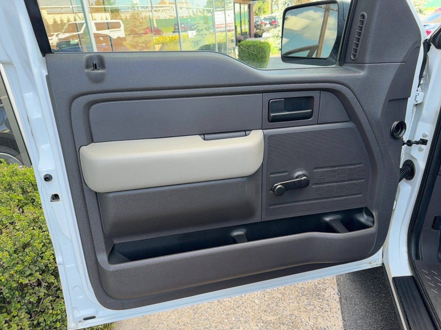 Used 2010 Ford F150 XL RWD image 14