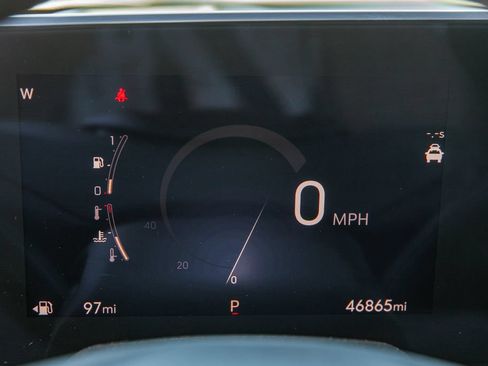 Used 2024 Buick Envista Sport Touring w/ Experience Buick Package FWD image 17