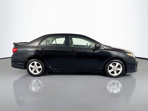 Used 2013 Toyota Corolla S image 4