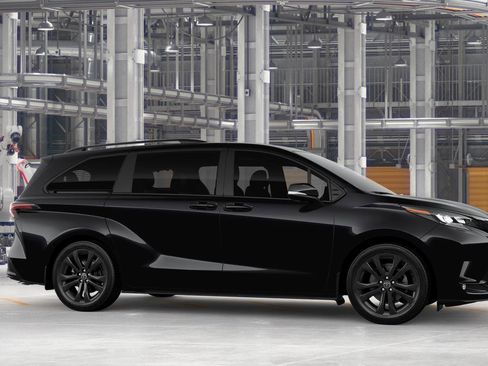 New 2026 Toyota Sienna XSE FWD image 13