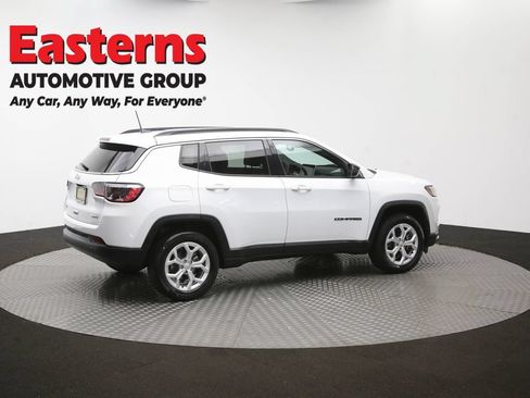 Used 2024 Jeep Compass Latitude AWD/4WD image 37