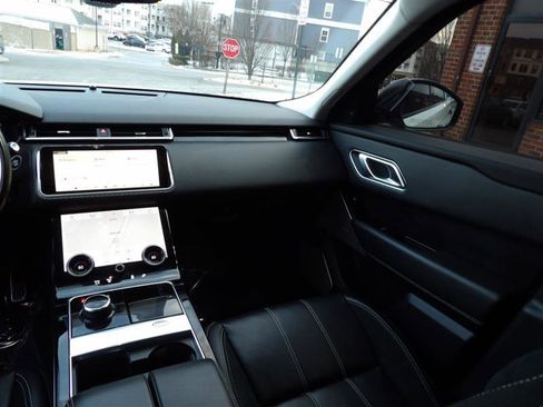 Used 2020 Land Rover Range Rover Velar R-Dynamic S image 16