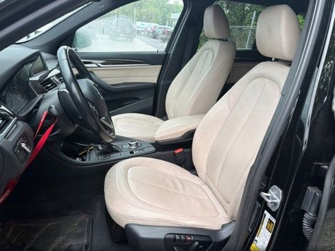 Used 2017 BMW X1 xDrive28i AWD/4WD image 12