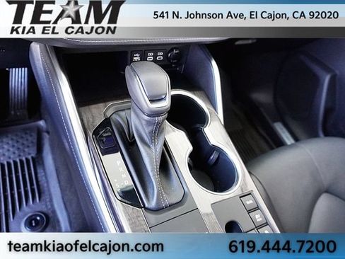 Used 2023 Toyota Highlander Limited AWD/4WD image 31