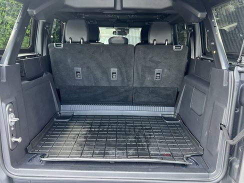 Used 2023 Ford Bronco Wildtrak image 17